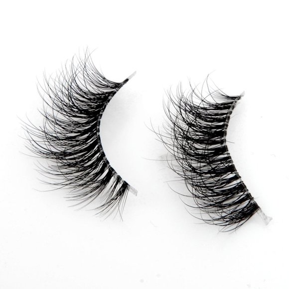 #EVERYDAYGLAM 100% Handmade Mink Lashes - Picture 2 of 4